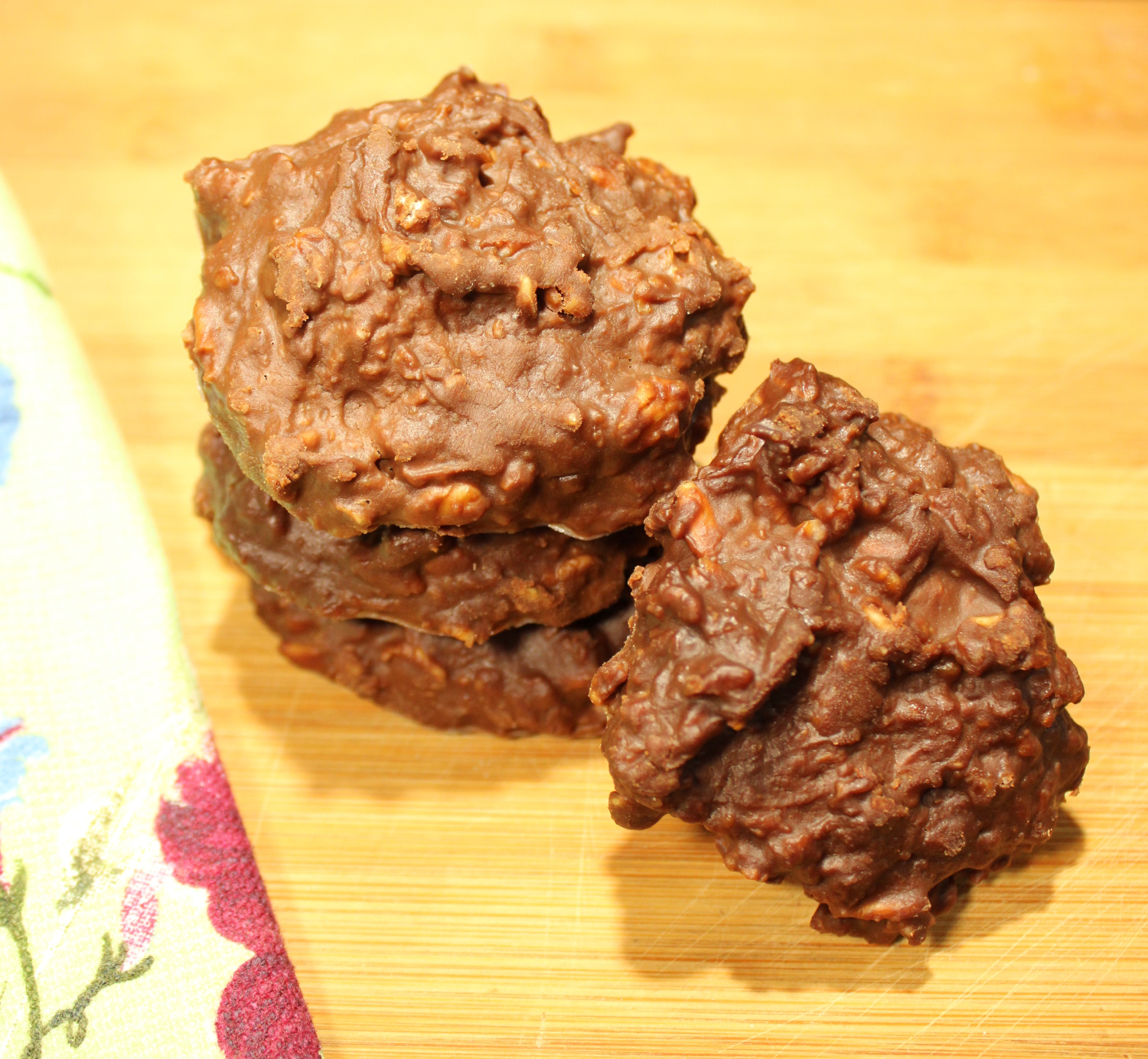 Healthy chocolate peanut butter cookies