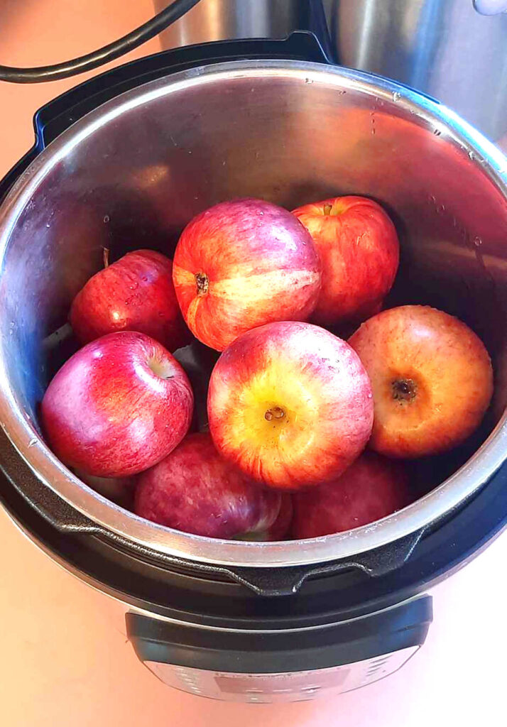 uncooked apples in the instant pot