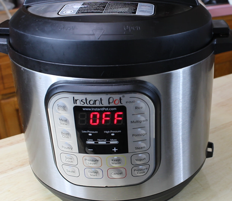 the front panel of an instant pot